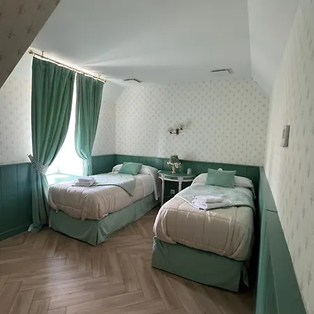 Escale Chez Camille - Le Manoir Bed & Breakfast Murat (Cantal)